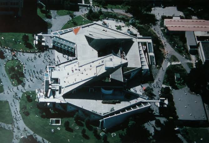 SFUS Student Center (1975)
