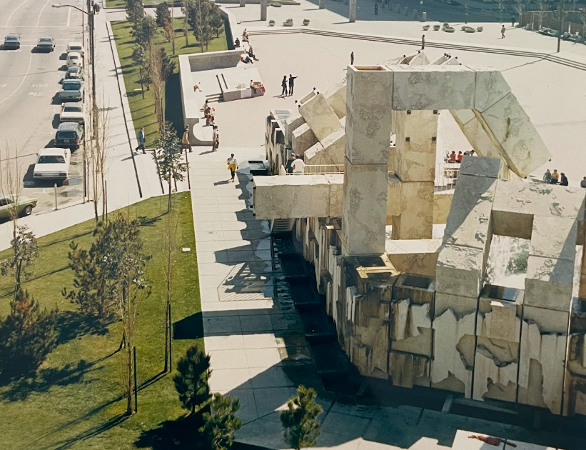Historic photo of the Vaillancourt Fountain and Embarcadero Plaza