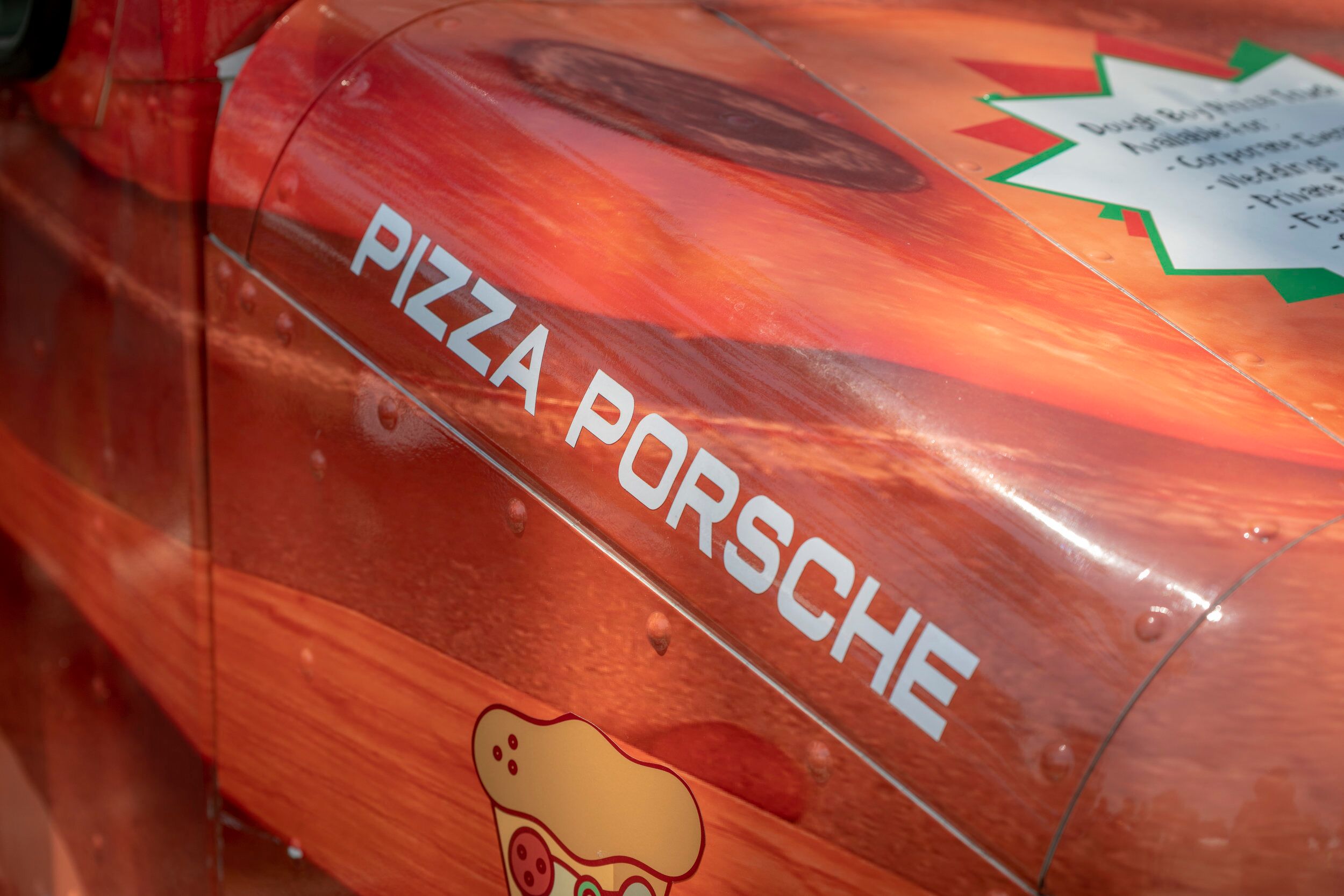 pizza porche.jpeg