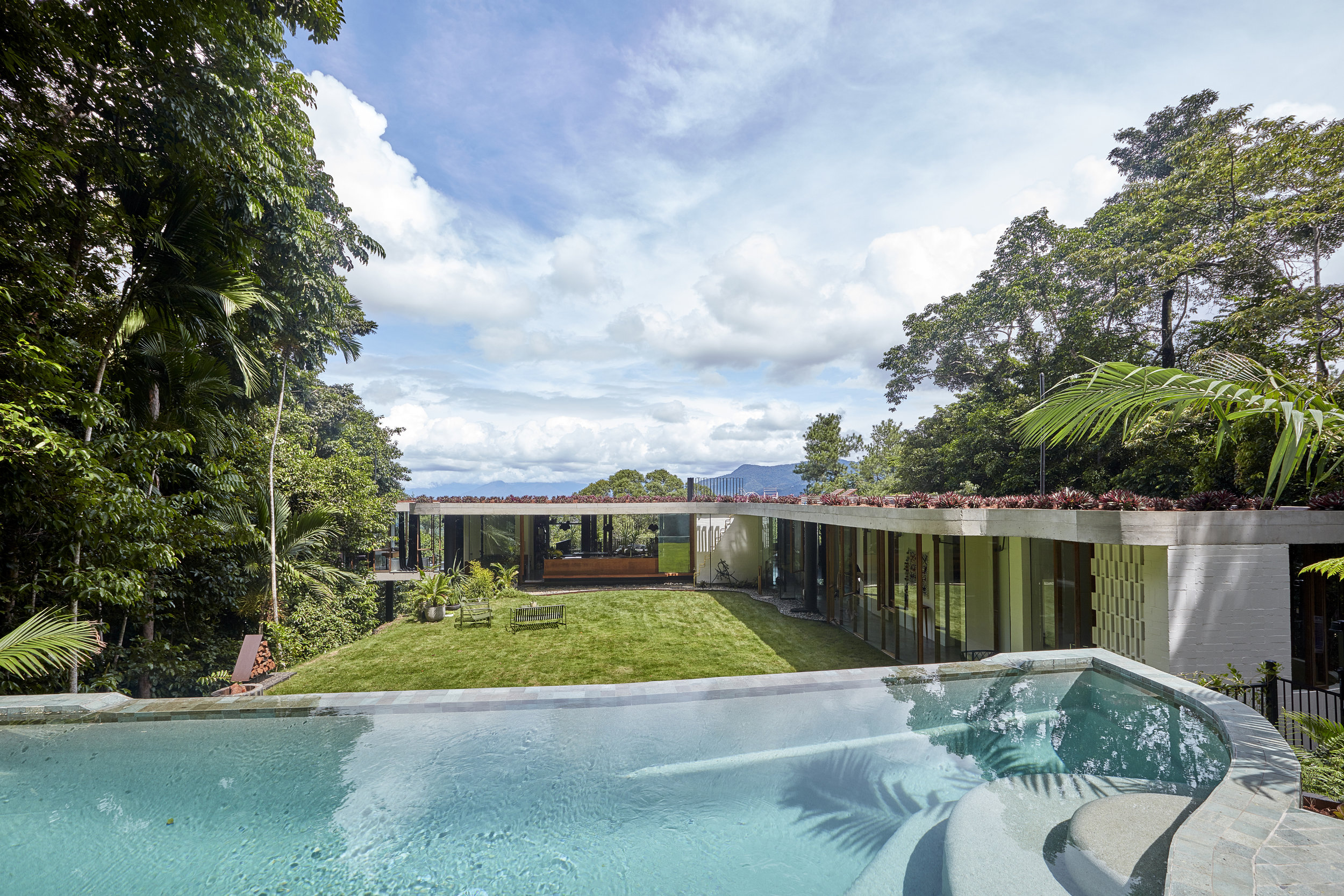 Planchonella House