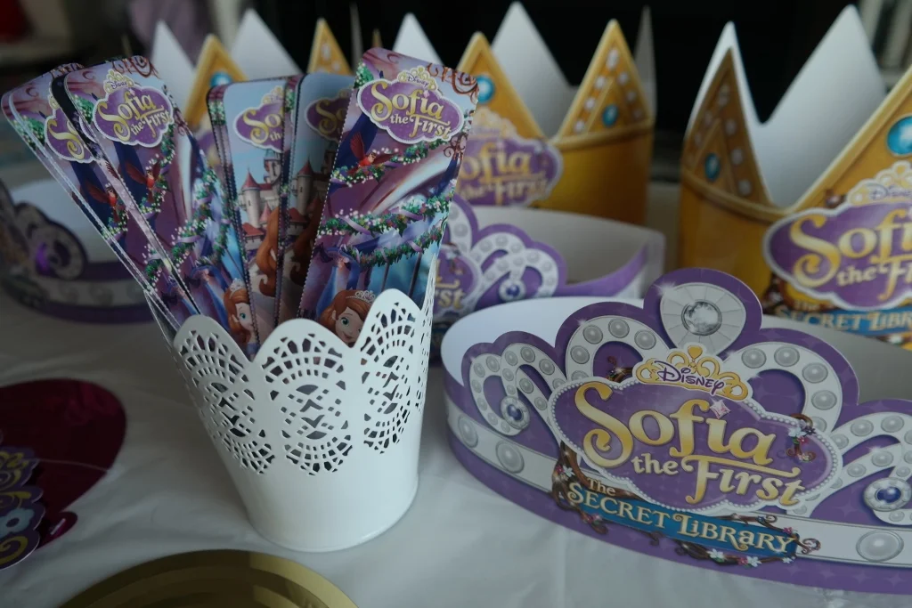 Dear_Sofia_Crown.jpg