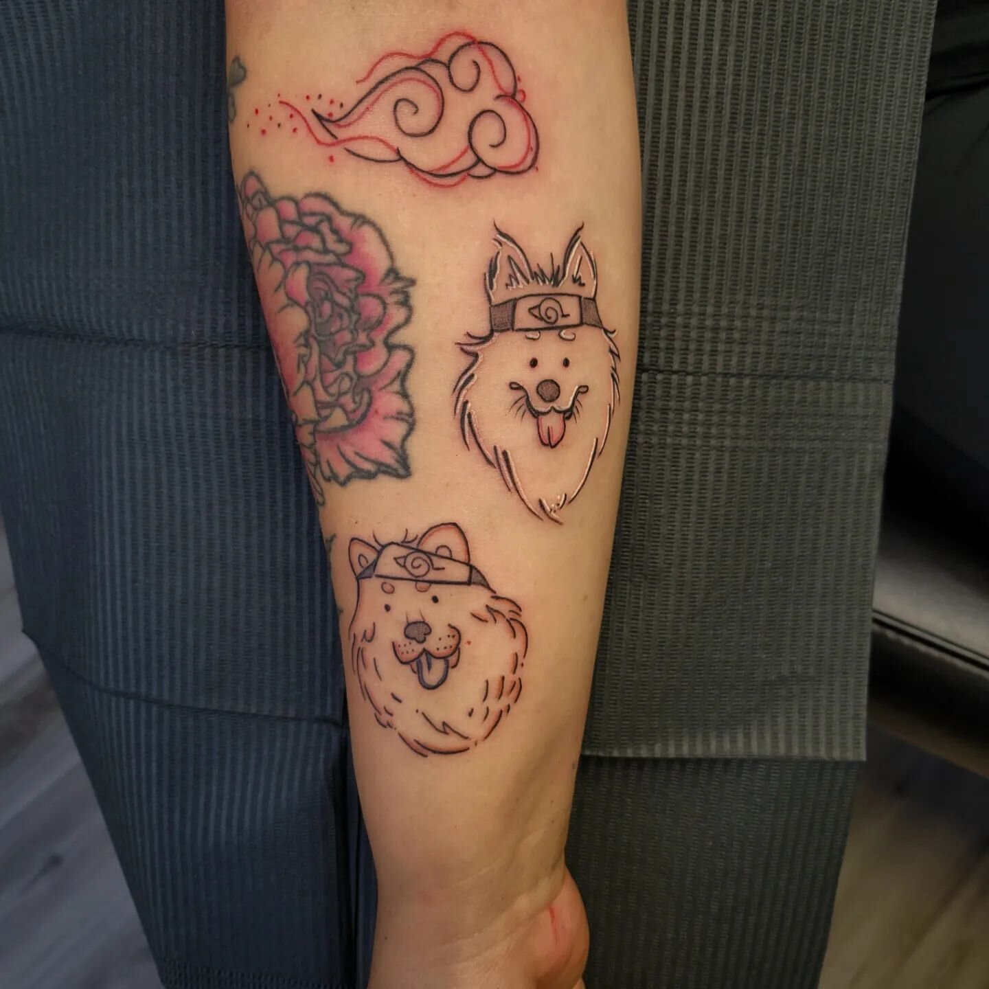 Shinobi &amp; Ninja 
Kawaii pup tattoos for Alice! Minimalist style. Thought it was a cute idea and would love to do more pets, in different styles ! 
.
.
.
.
.
#kawaii #doggo #doggotattoo #naruto #shinobi #ninja #pdxtattoo
