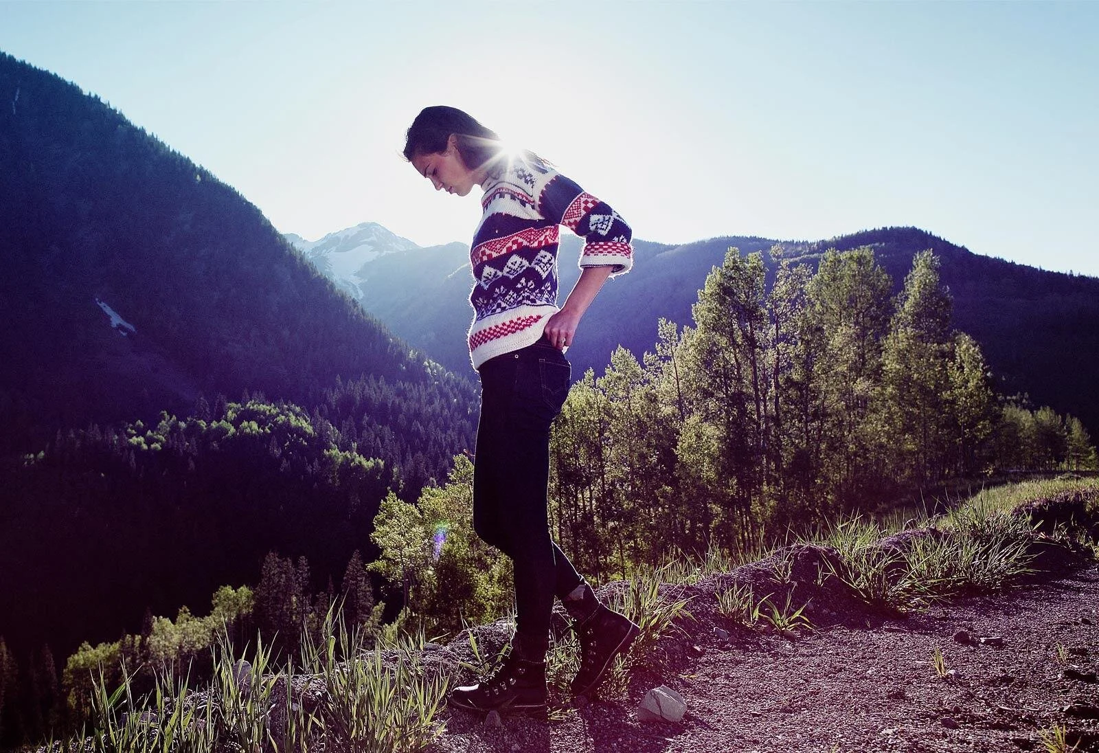 chris_eichenseer_merrell_origins_woman_mountain_sweater.jpg