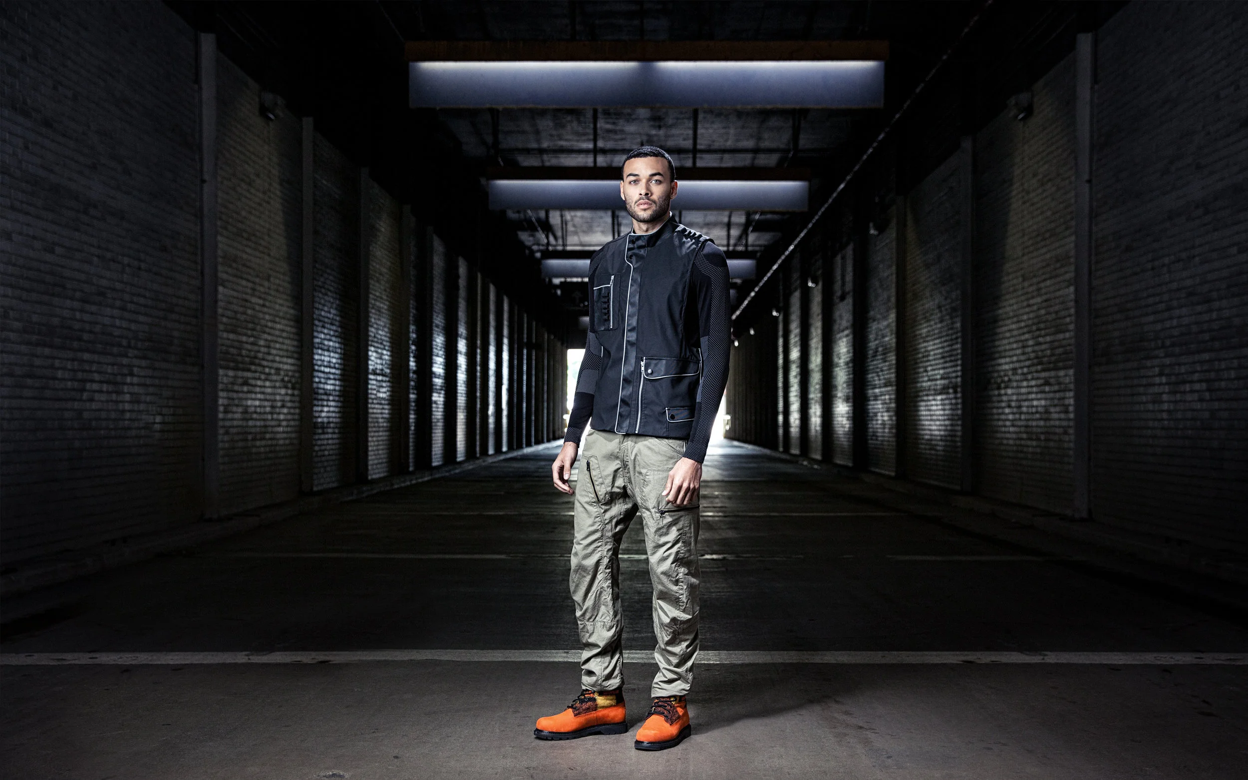 chris_eichenseer_cat_footwear_don_benjamin_tunnel.jpg