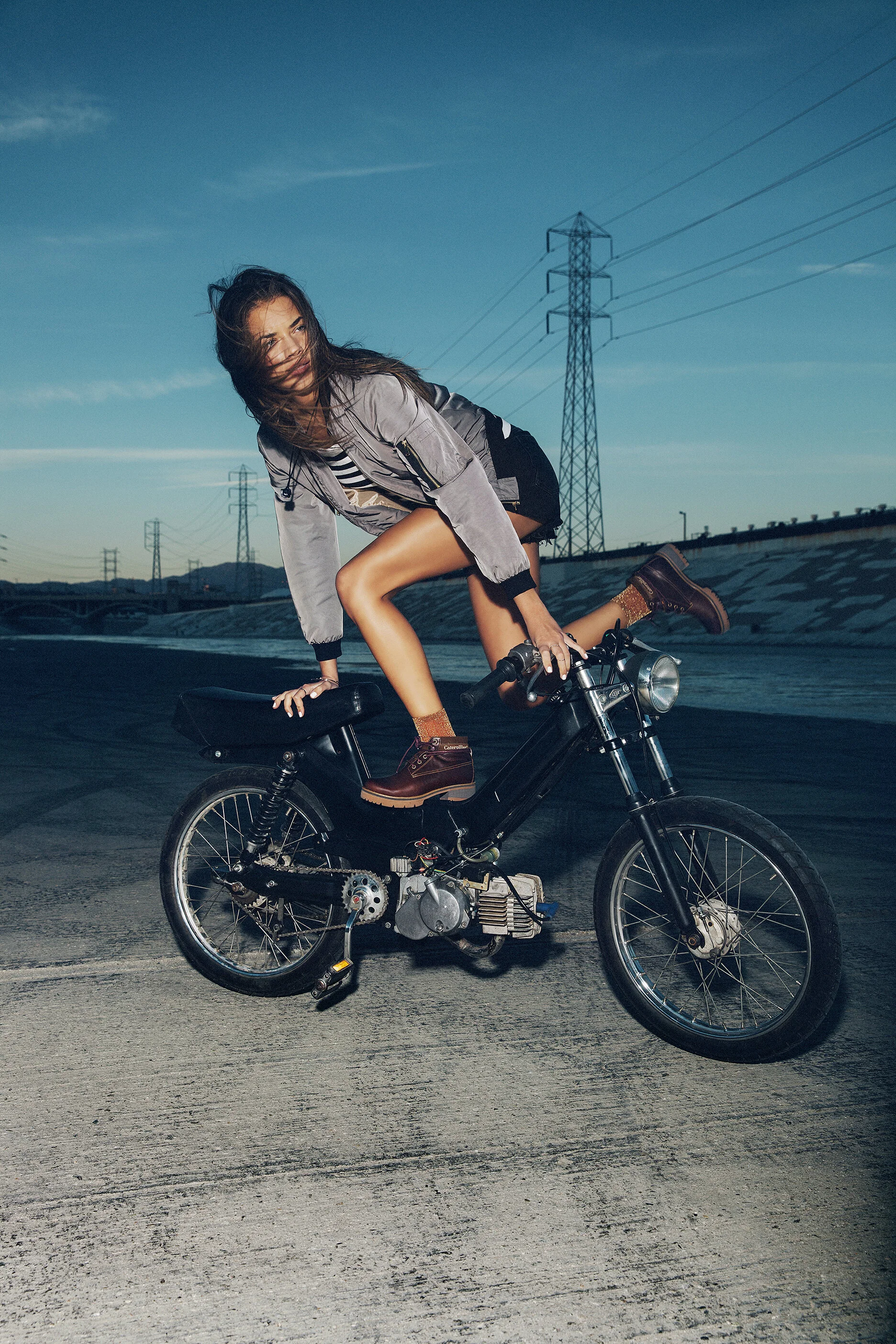 chris_eichenseer_cat_footwear_woman_moped_la_basin.jpg