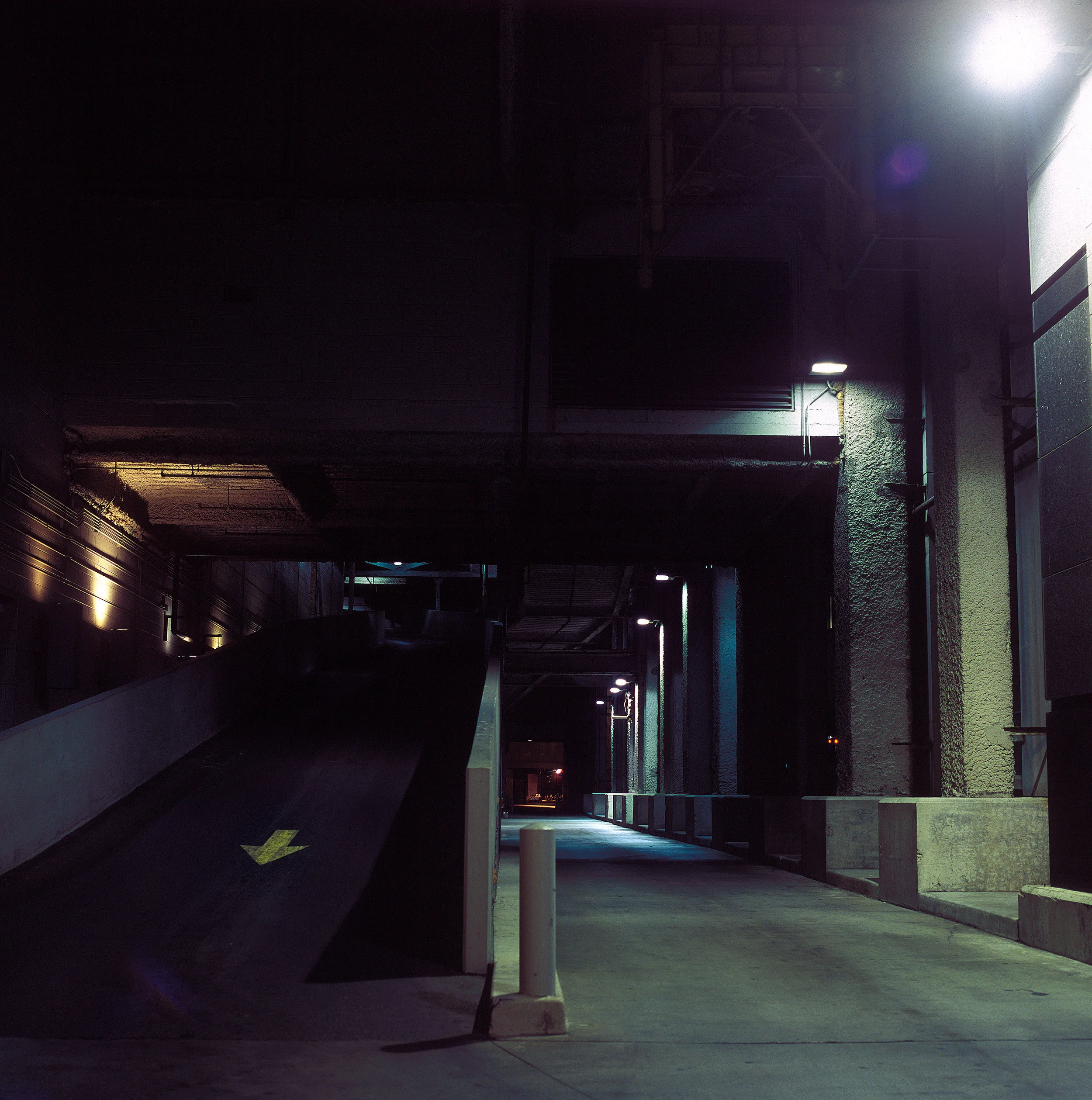 chris_eichenseer_landscape_parking_up.jpg