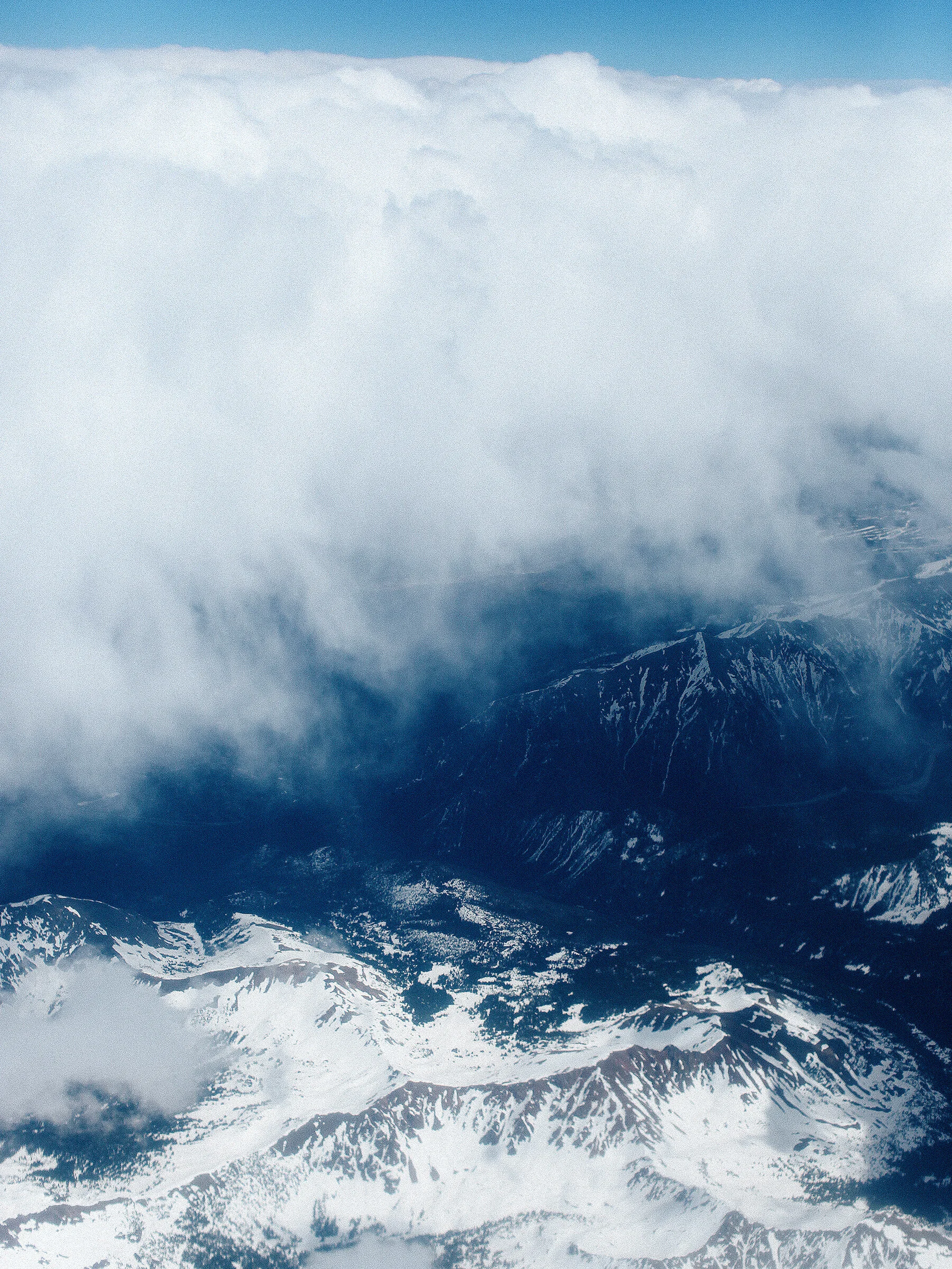 chris_eichenseer_mountains_clouds.jpg