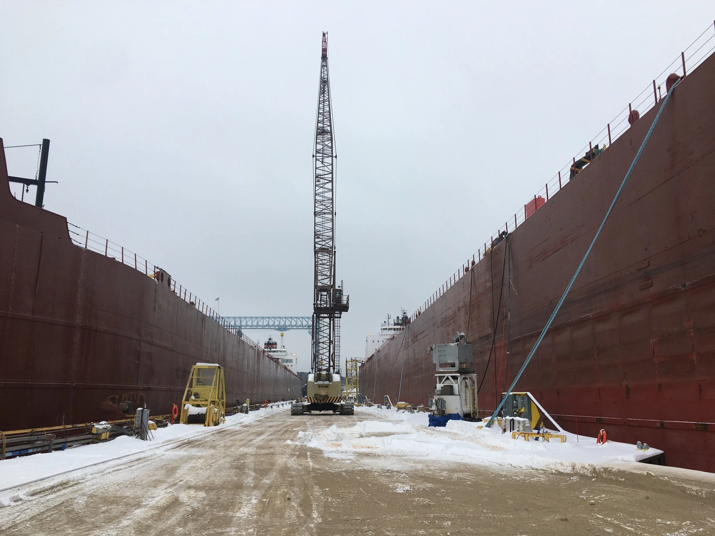 chris_eichenseer_sturgeon_bay_ships.jpeg