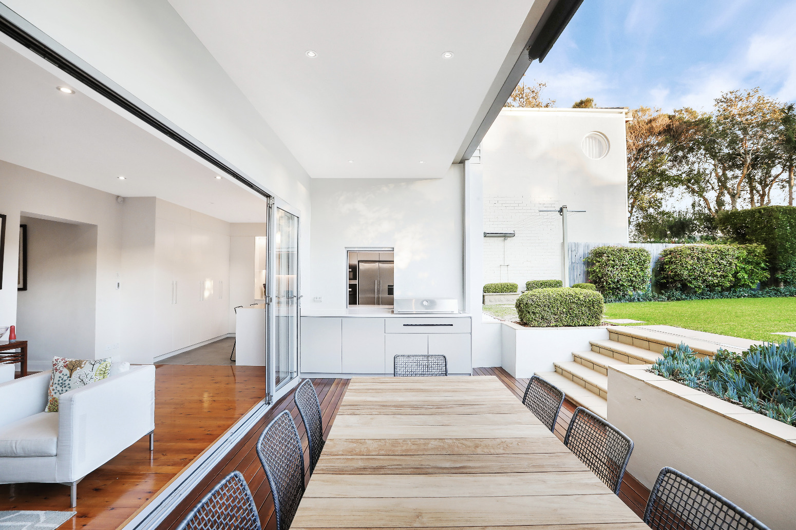 3 Tips for Renovating Your Outdoor Space