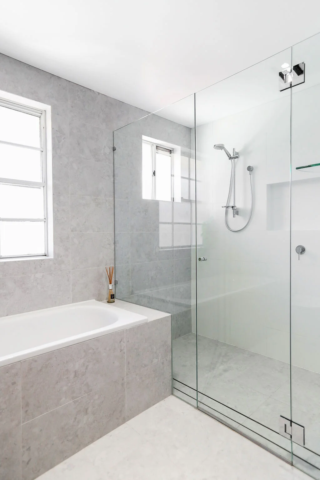 BathroomGeorgesHall-4.jpg