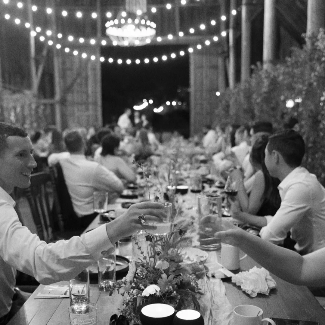 Cheers to the weekend, unforgettable nights, and amazing company under the stars at Tin Roof Barn! 🥂

When the food, the vibes, and the company are on point, you know it&rsquo;s going to be a night to remember. 

Captured perfectly by @sweetlifephot