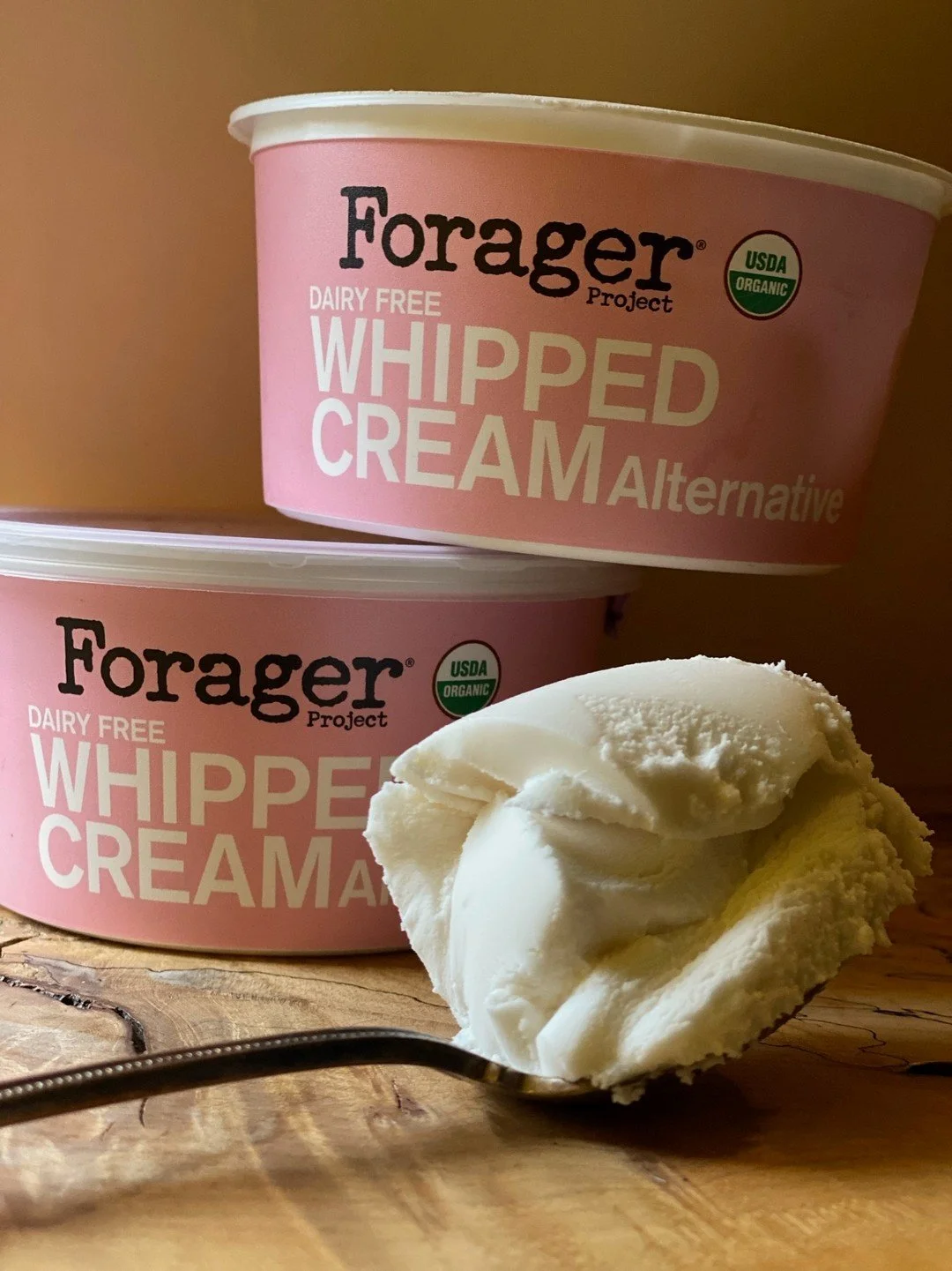 Loving this whipped cream *alternative* moment. This is a plant-based option with a very creamy texture.

@foragerproject is family-run with a focus on organic, sustainable ingredients. I'm always here for that combo! 🤍

#veganwhippedcream #forager