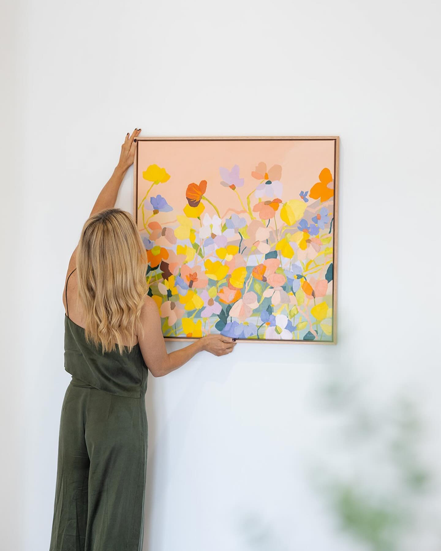 WIN this original painting. 🌼🌼🌼

HUNTER HOMES x Prudence De Marchi
Mother&rsquo;s Day Giveaway!

Have you got weekend plans? All you need to do is visit the Kenneth Display @huntleenewtown or jump online on @hunterhomesnsw website and fill out the