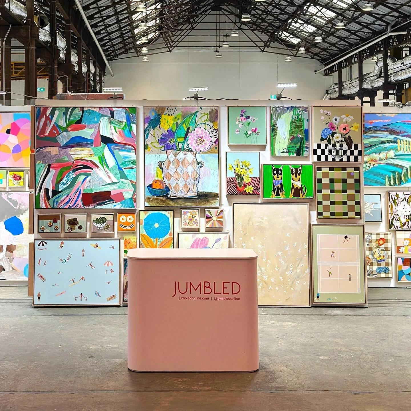 Look at these glorious walls of colour!! 🩷

All I can do is say a huge thank you to Pip and Speedy for a humongous effort at the Affordable Art Fair this weekend. It&rsquo;s such a privilege to have my work with the @jumbledonline team. 

It&rsquo;s