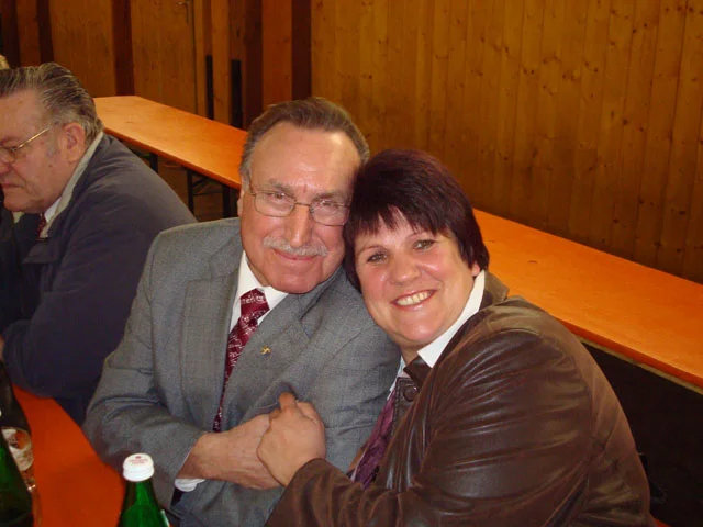 Fest_032001.jpg