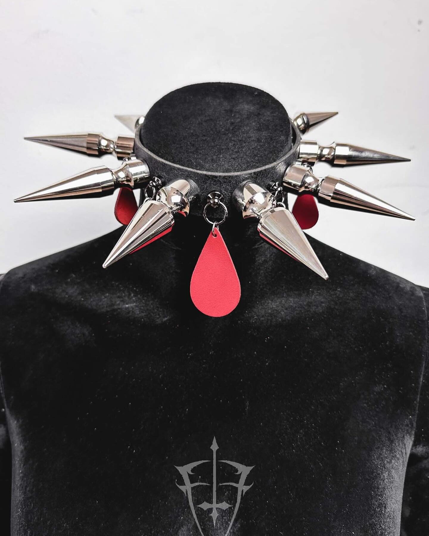 &lsquo;BLOOD SPILLER&rsquo; CHOKER 🩸

Available now on my website for when it&rsquo;s blood spillin&rsquo; time&hellip;

If you want to discuss a custom piece of your own
please email contact@fortheflycustoms.com with your ideas and we&rsquo;ll take