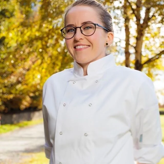 Meet Clare Anne Taylor
Guest chef of my magnificent 7 collection! 
Ex Pastry chef The Ritz (London)&amp; Le Manoir aux Quat&rsquo;Saisons (Raymond Blanc) and now runs her own business designing Couture cakes. 
Item: Rubarb, yoghurt mousse, pain d&rsq