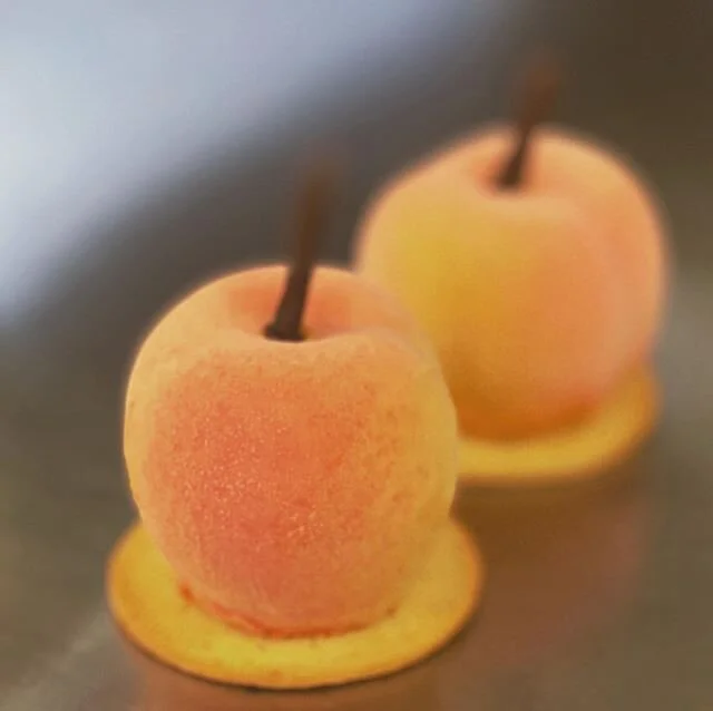 Peach melba making a come back ... a few other classics to make a new appearance soon @lepatissierireland