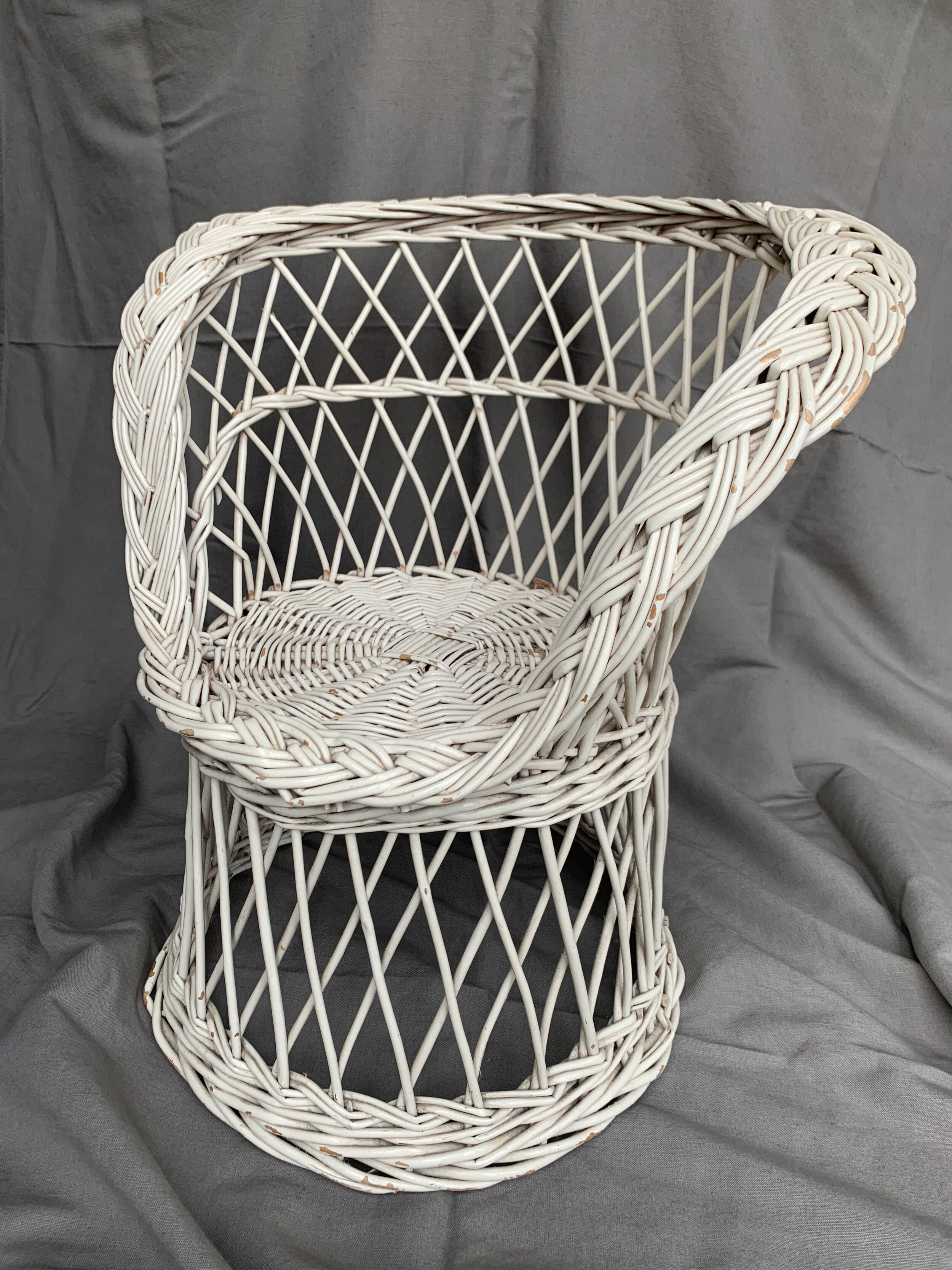 Sweet vintage French wicker child's/dolly chair