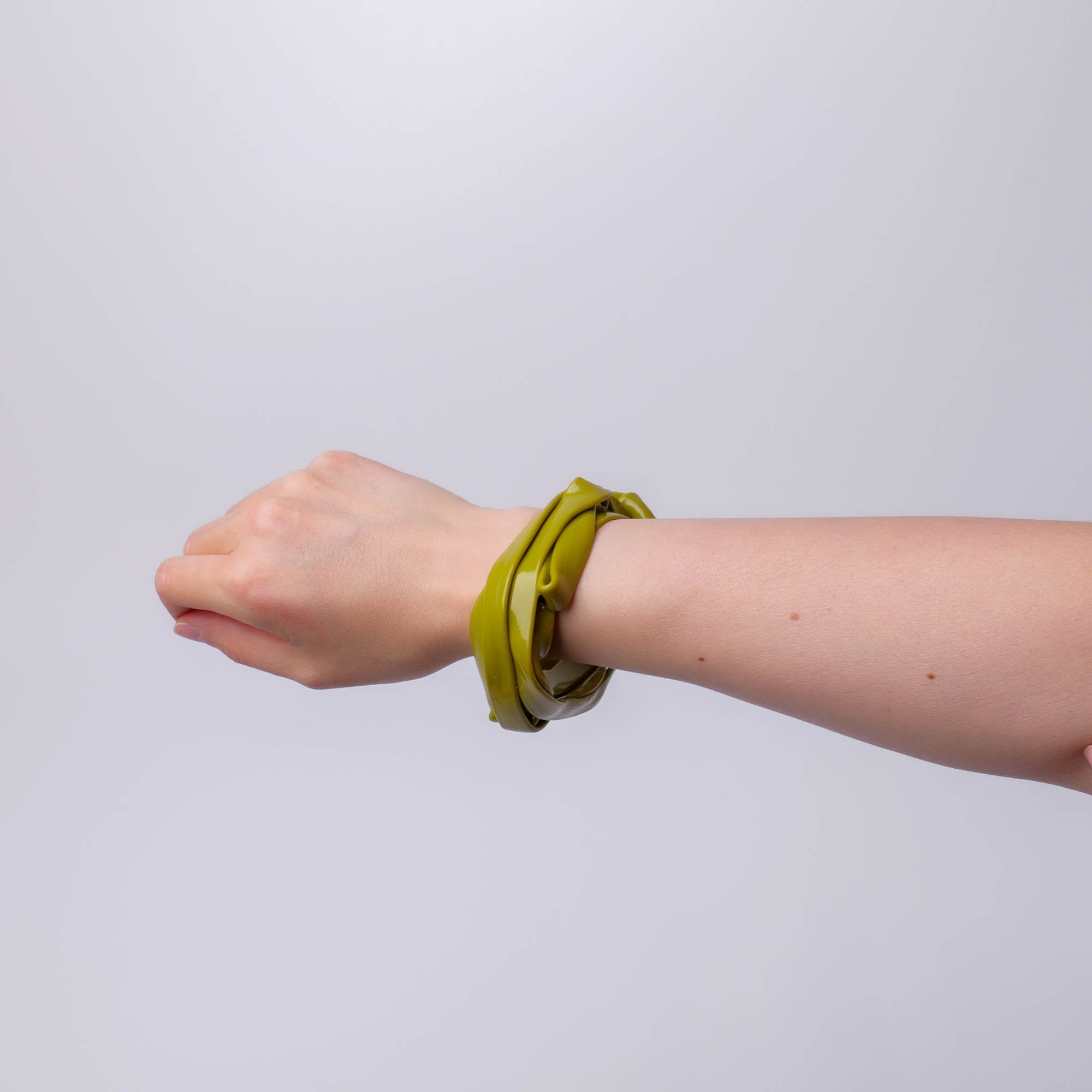 Ribbon_Bracelet_Dust-5.jpg
