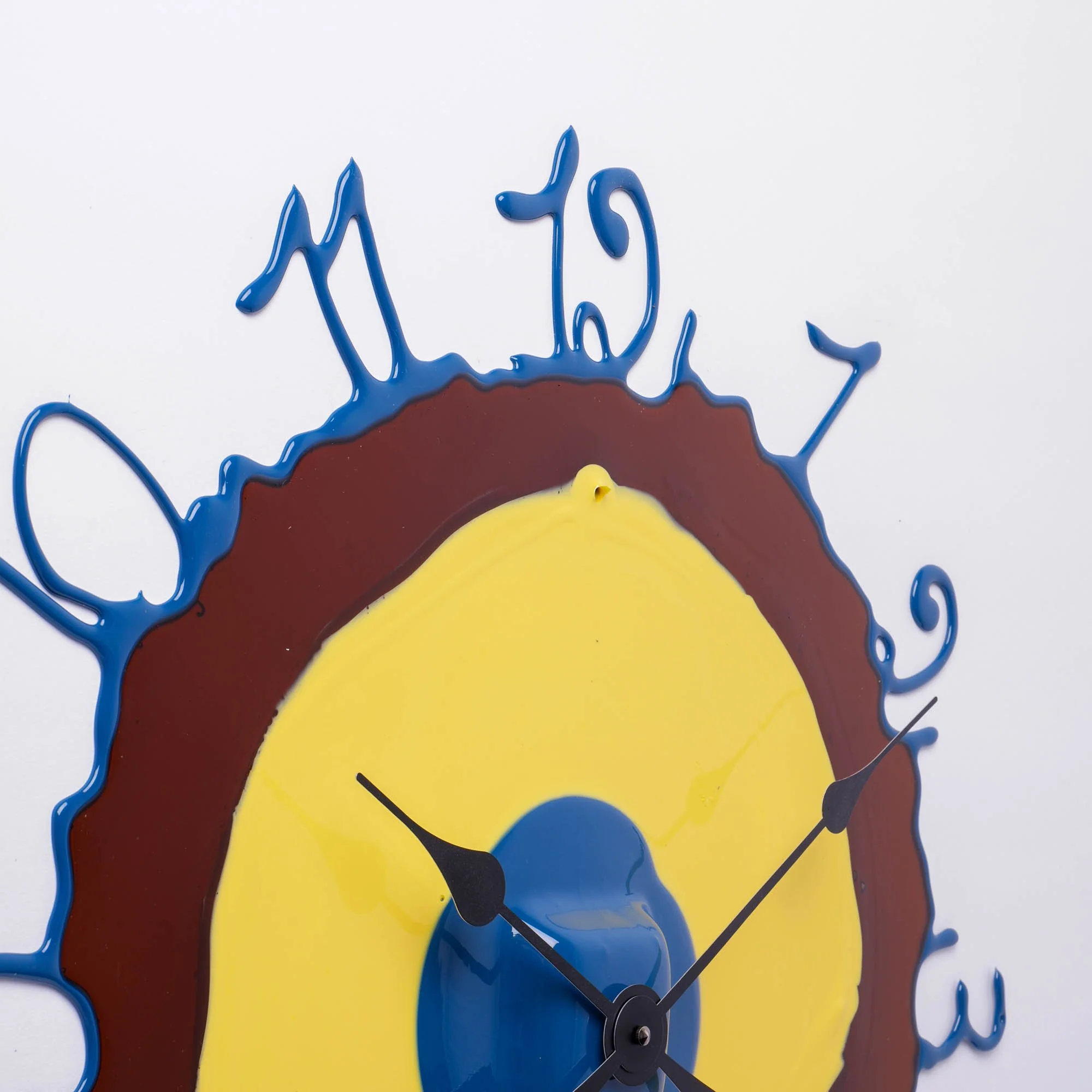 RoundTheClock_n.4-4.jpg
