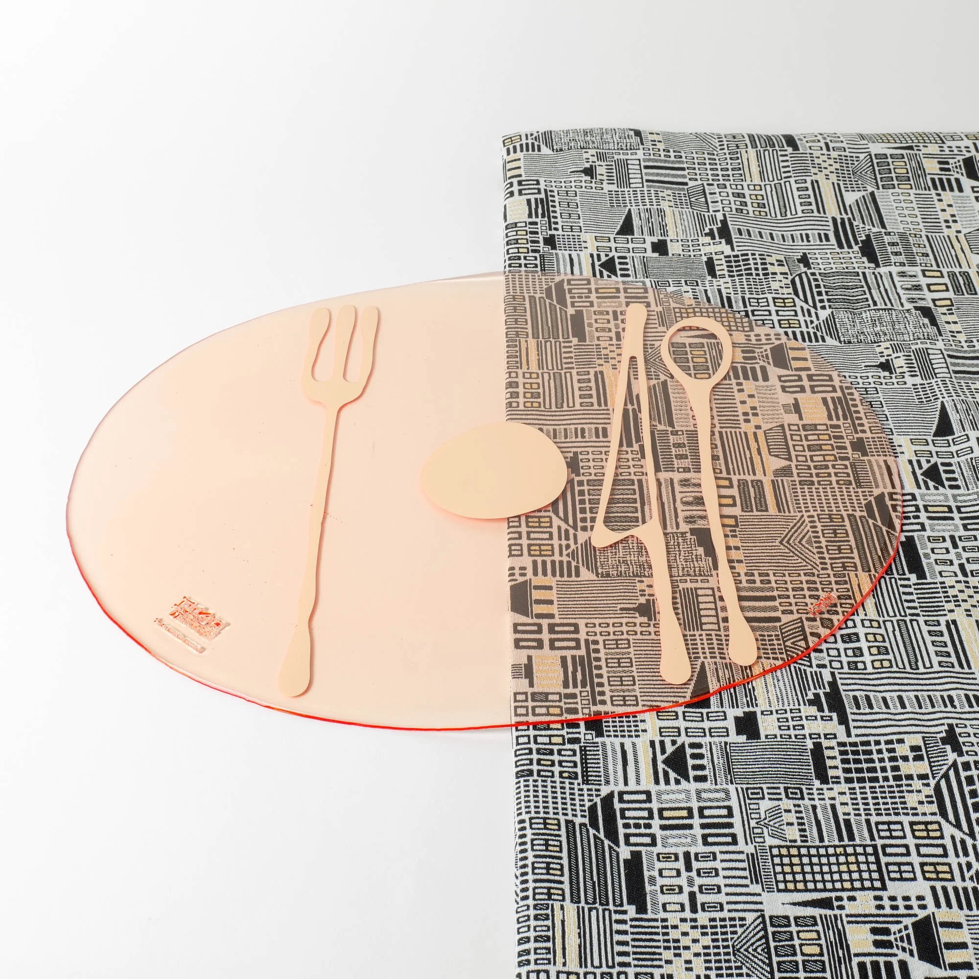 TableMates-FDH-7021-2472-Low-5.jpg