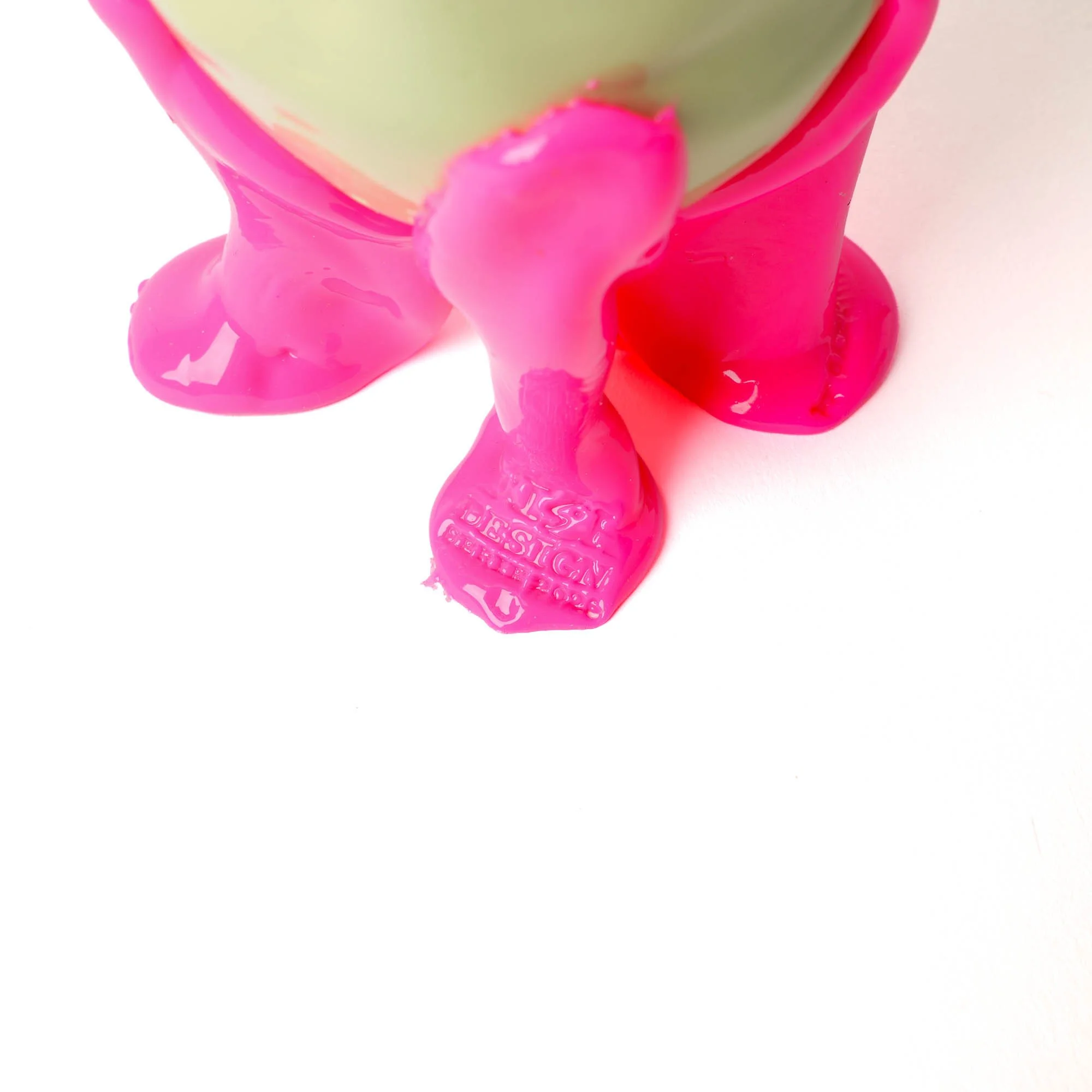 XS-Clear-FuchsiaFluo-6.jpg