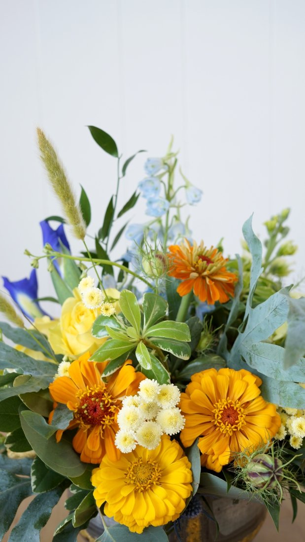 Fresh Floral Wrap — Petri's Bellevue's Full Service Florist and