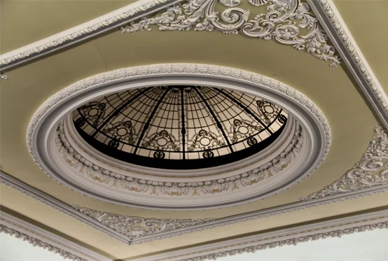 Detailed-ceiling-of-Playfair-Hall.jpg