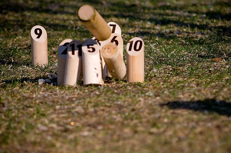 Molky Pour ceux qui préfèrent le jeu de quilles finlandais à la pétanque !