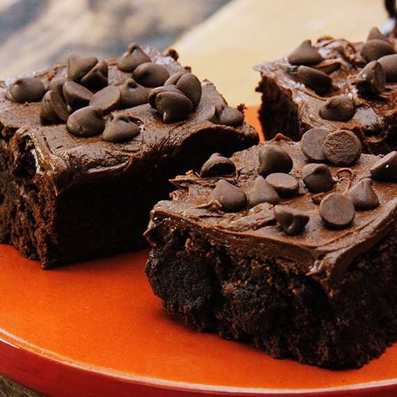  Photo:  Chocolate brownies with chocolate chips on top.  