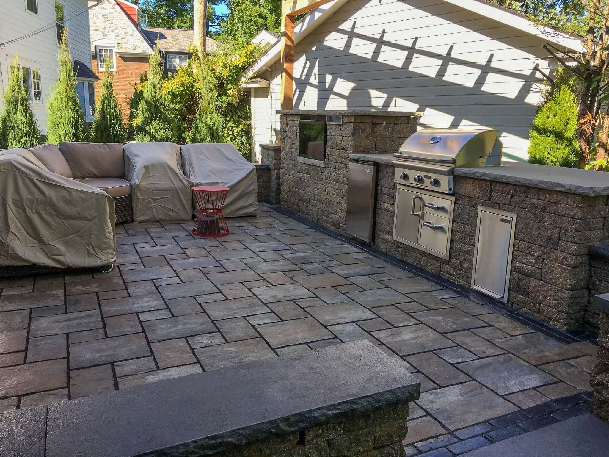Outdoor Kitchen, Grill &amp; Back Patio Design &amp; Install