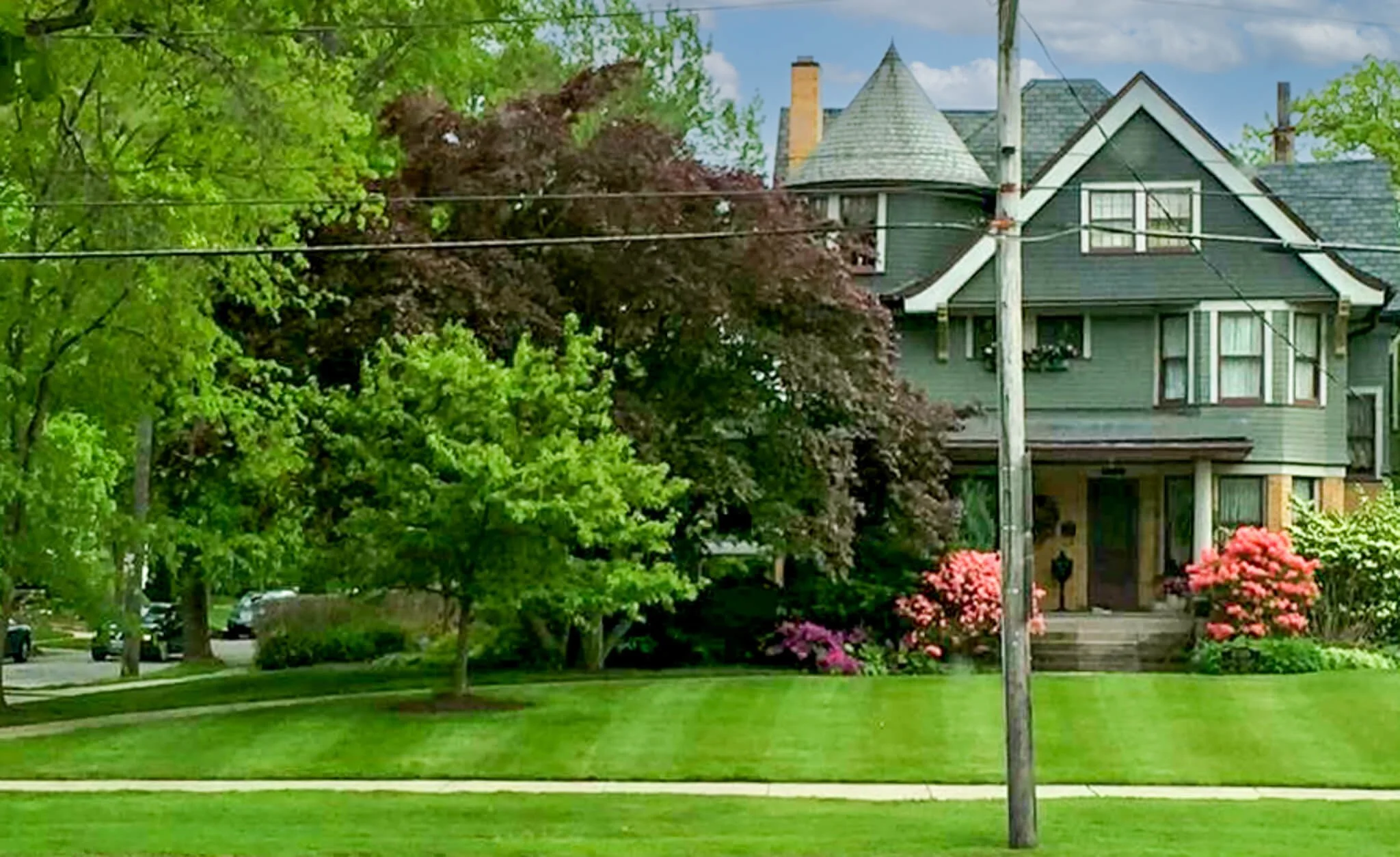 Lawncare &amp; Lawn Maintenance