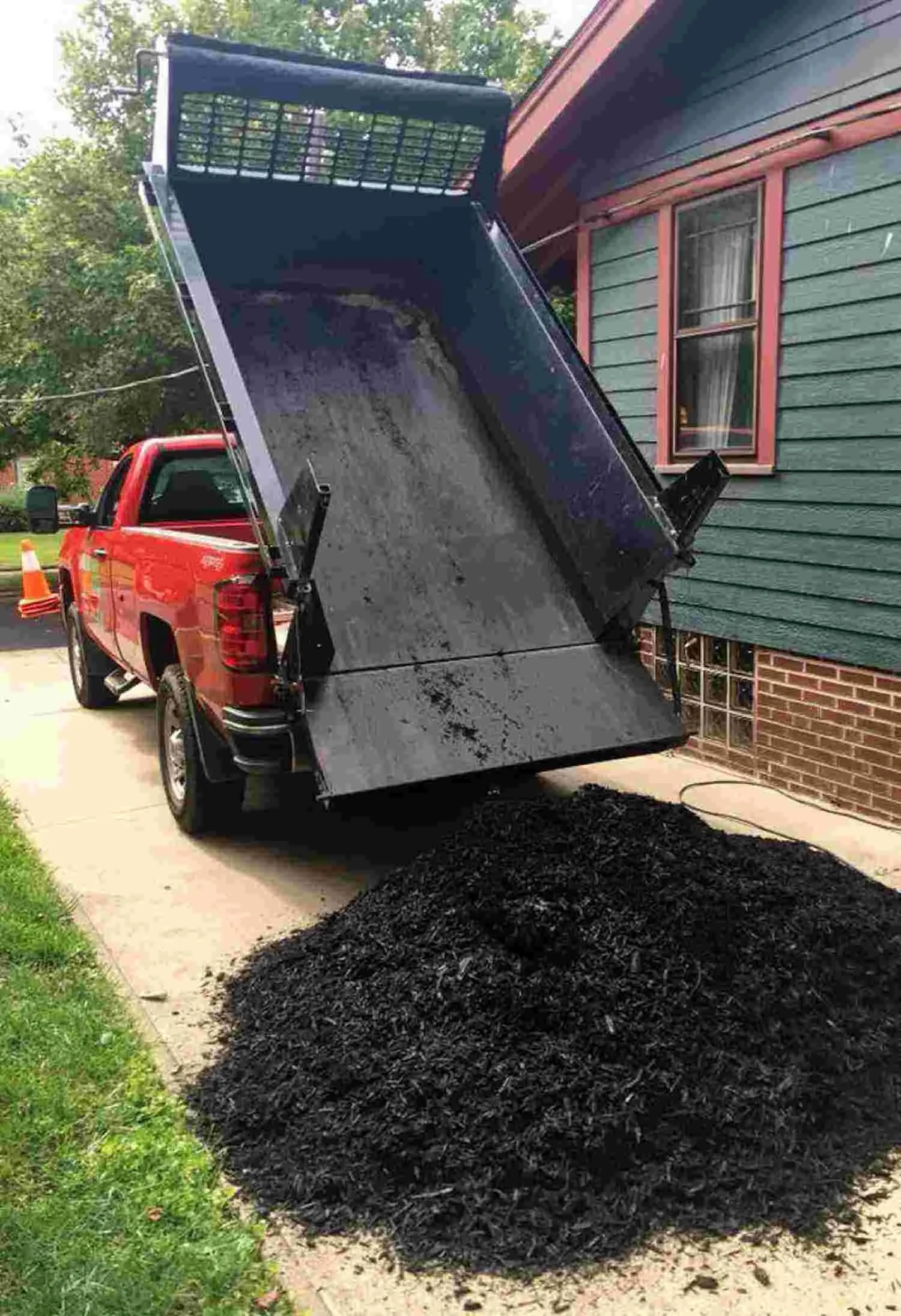 Mulch_Service_Installation_and_maintenance