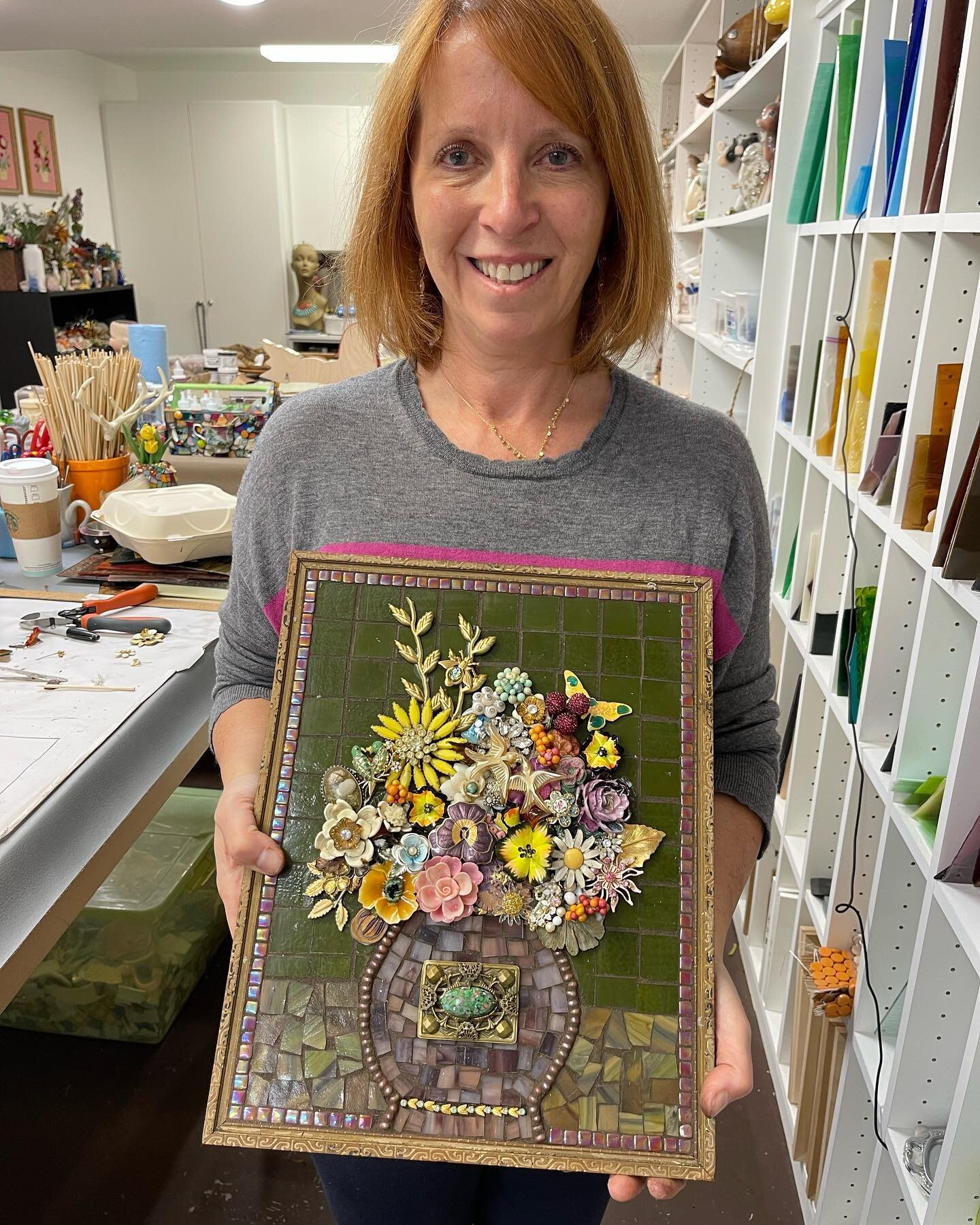 Student Deborah made this in one of my Mosaic Floral workshops. Nov 12/13 you can make one too! Link in bio to register.