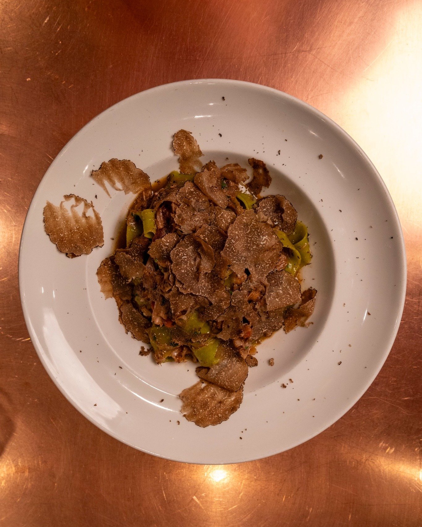 Never too much truffle. 🍄✨

Rich duck rag&ugrave;, fresh pappardelle, shaved black winter truffle.

 Come try this crowd favourite at Mele e Pere!

📍46 Brewer Street, London, United Kingdom W1F 9UJ
📞020 7096 2096

.

.

#foodie #londonfoodie #ital