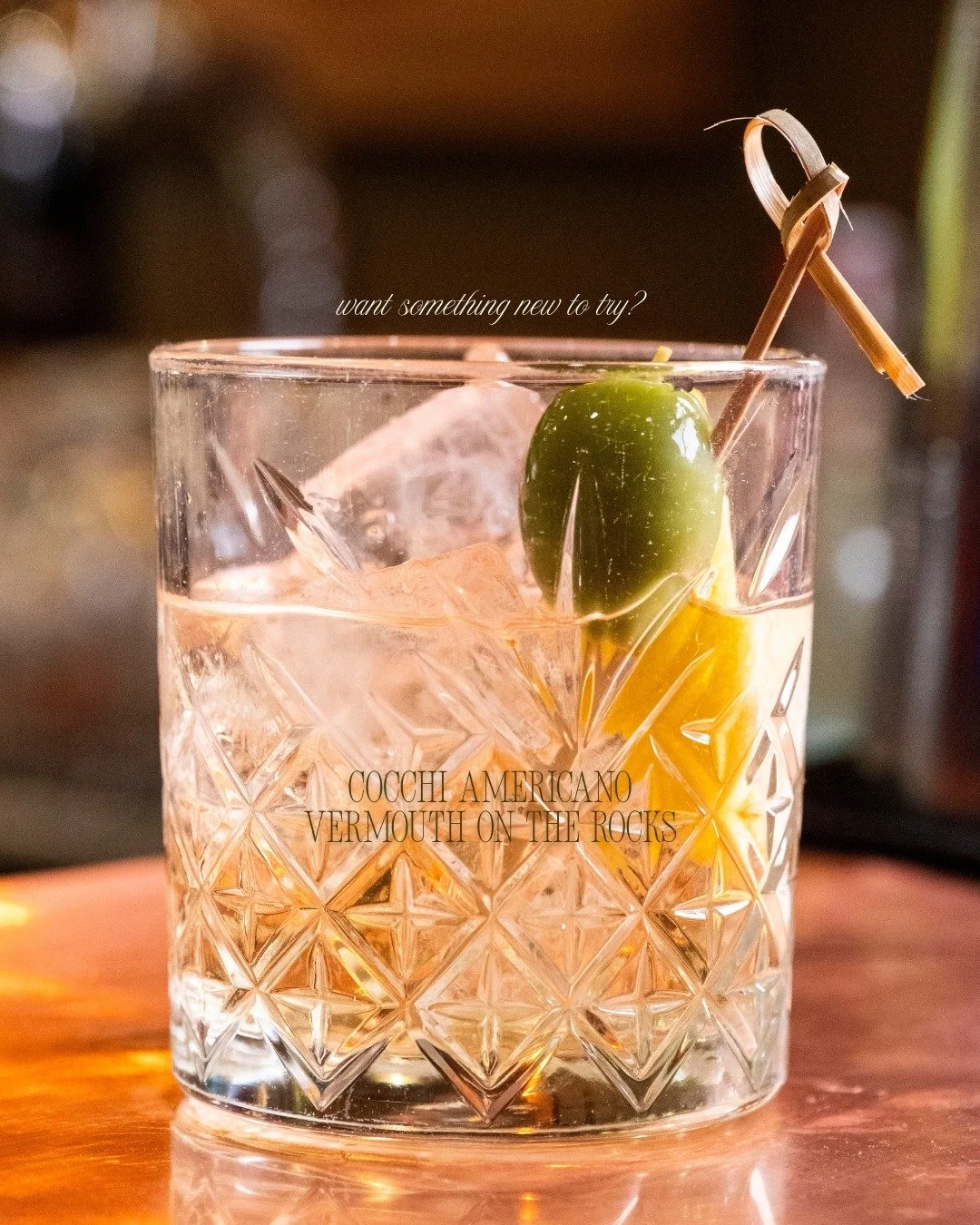 Cocchi Americano, on the rocks. Simple. Elegant. 

Ask our team to help you discover your new favourite drink at Mele e Pere. 🍸✨

📍46 Brewer Street, London, United Kingdom W1F 9UJ
📞020 7096 2096

.

.

#foodie #londonfoodie #italianfood #vermouthb