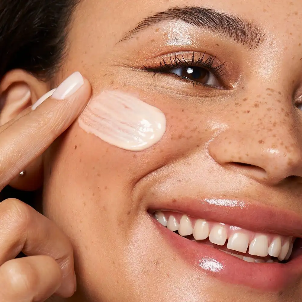 Branded Email Newsletter & Social Content Design (Beauty Client)