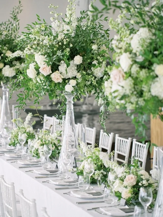Details at this lavish Summer wedding at the lake in 
Austria. Beautifuly captured by @sotiris_tsakanikas 💐

As seen on @stylemepretty 

#destinationweddingplanner #gettingmarried #destinationweddingaustria
#bestweddingplanner #fineartwedding