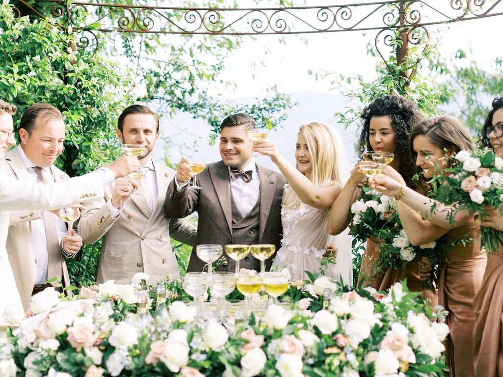 Couple fun at the stunning @castelfragsburg 🥂

Featured in @martha_weddings and @stylemepretty 
Photos: @ashleyludaescherphoto 
#destinationweddingplanner #gettingmarried #destinationweddingaustria
#bestweddingplanner #weddingitaly