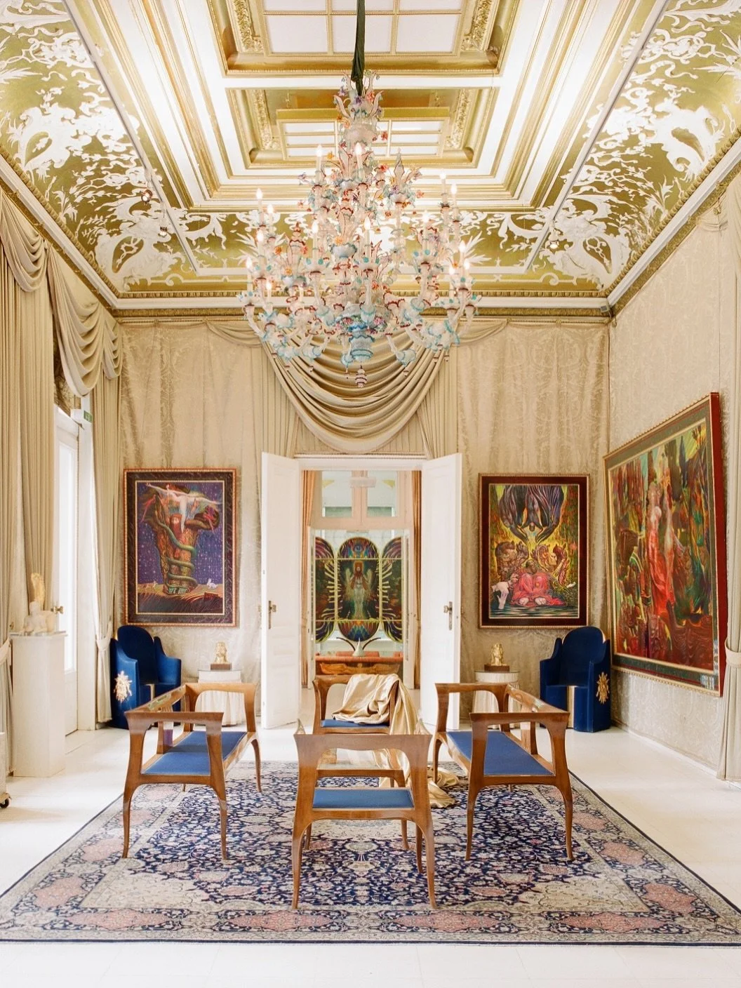 The corners of Vienna are filled with historic moments and accents. Your Destination Wedding guests will experience a Wow-Moment on every step of the way. Klimt, Otto Wagner..all thesetimeless artists, are to be found in the most stunning venues in V