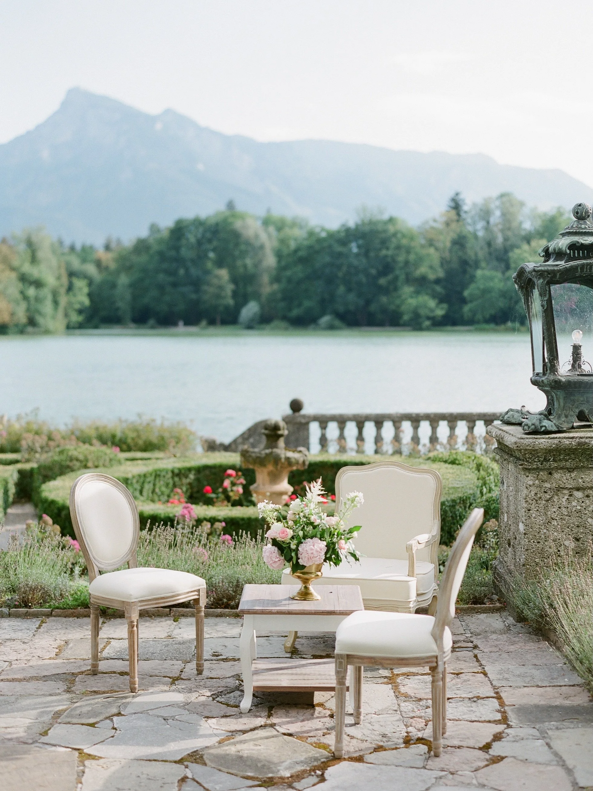 Channeling The Sound of Music in Salzburg-Austria. As seen on @stylemepretty and @hochzeitswahn 💌

Photo: @gregfinck 

#destinationweddingplanner #gettingmarried #destinationweddingaustria
#bestweddingplanner #salzburg