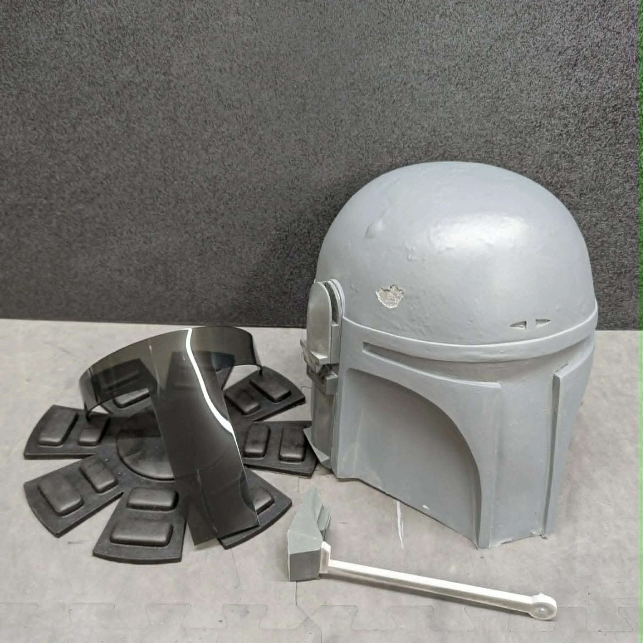 B fett large (1).jpg