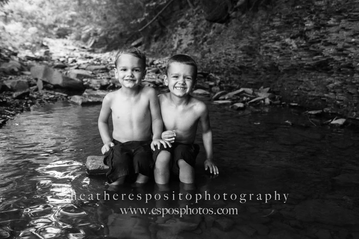 
creeking...captured.  