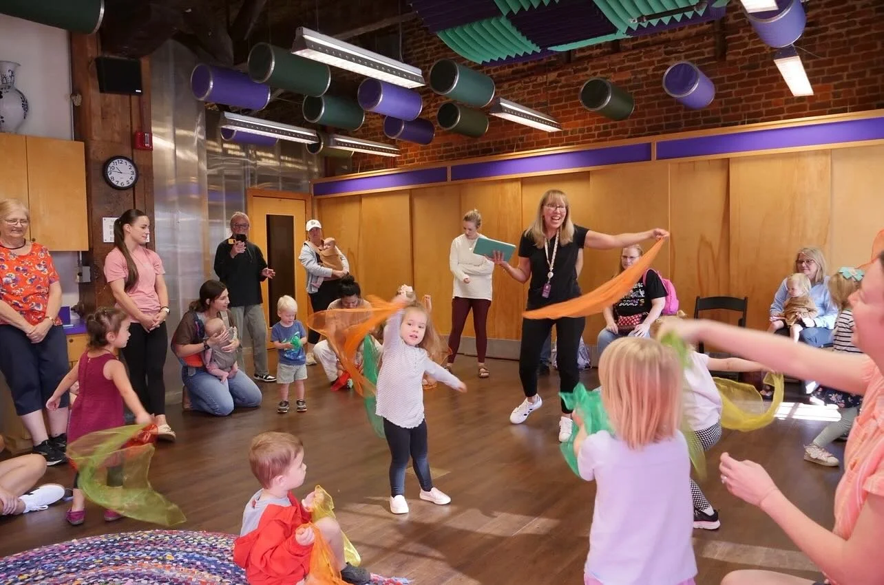 Calling all children 5 years old and younger! Join us for Melody &amp; Motion tomorrow at 10:30AM! 

Explore colors and shapes with spiders as you dance to the monster boogie! 🕸️

Melody &amp; Motion is included in museum admission or membership! Pu