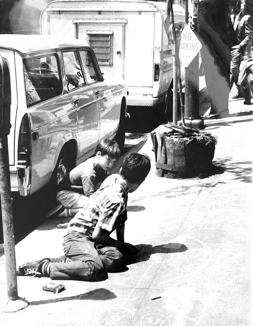 NB Festival History - Children Drawing with Chalk 06.JPG