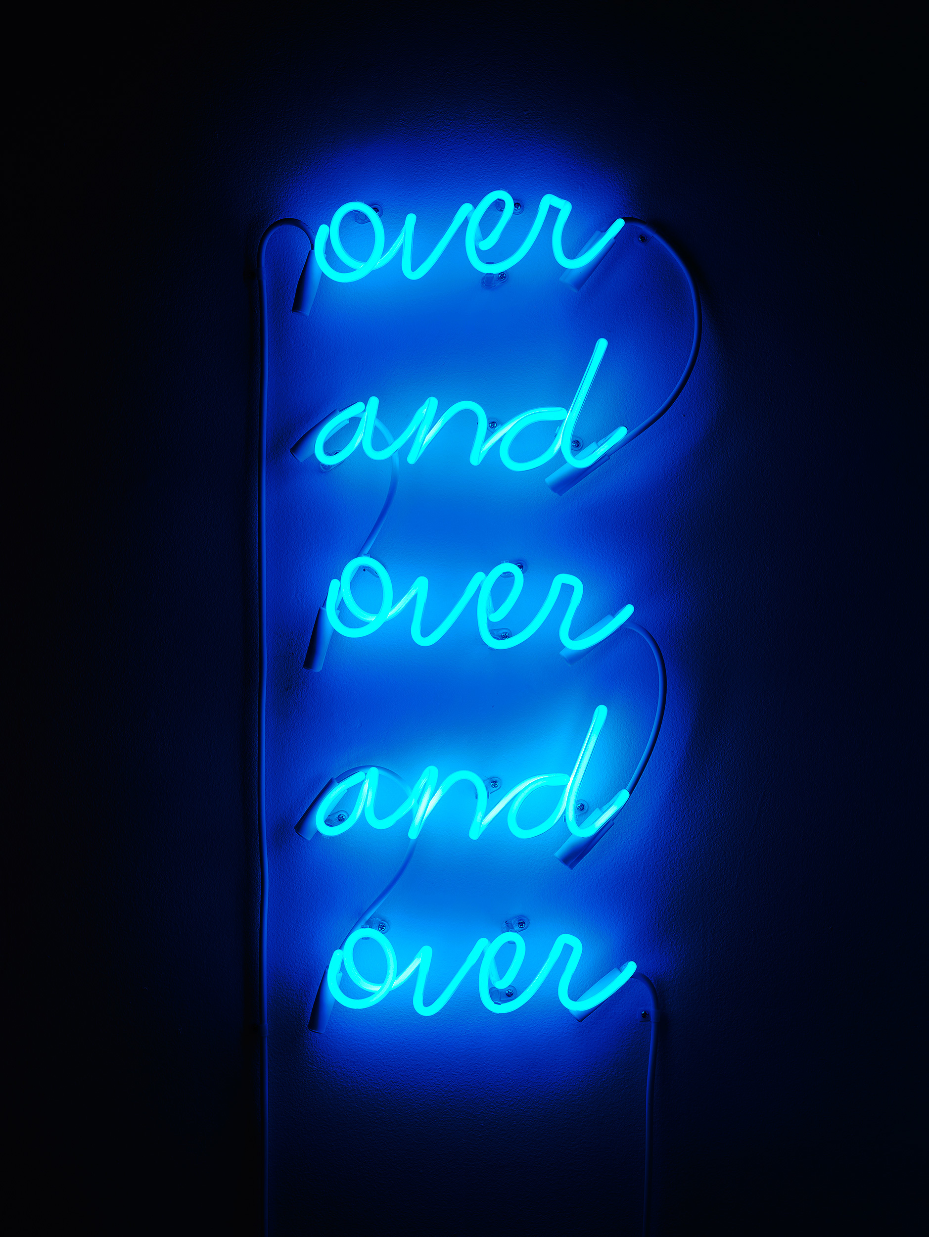  Over and Over and Over, 2016 neon  27 x 10 x 2 in. (69 x 25.5 x 5 cm) 