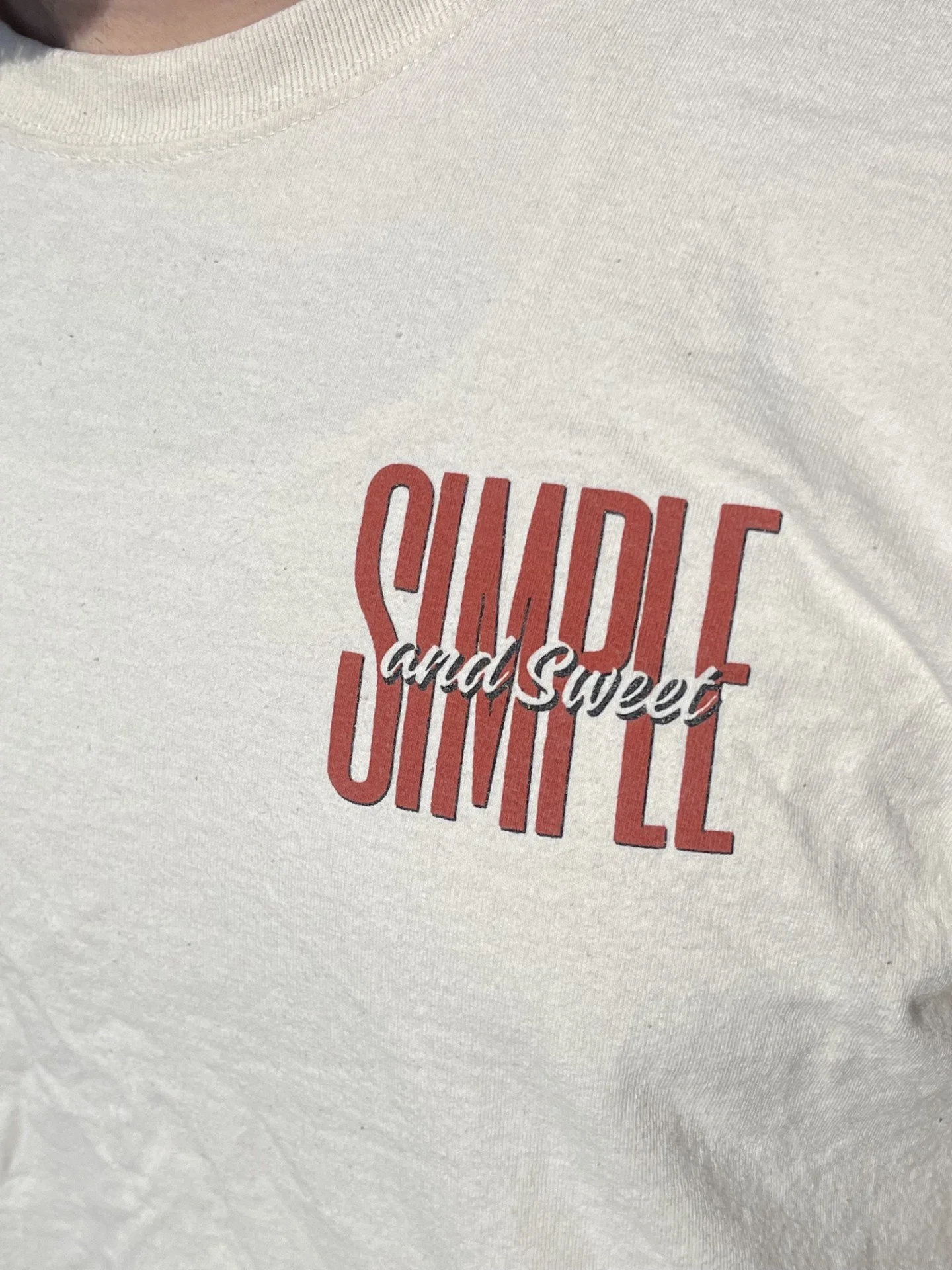 Top of the 'Nock Soft Cream/Red Logo T-shirt (Unisex)