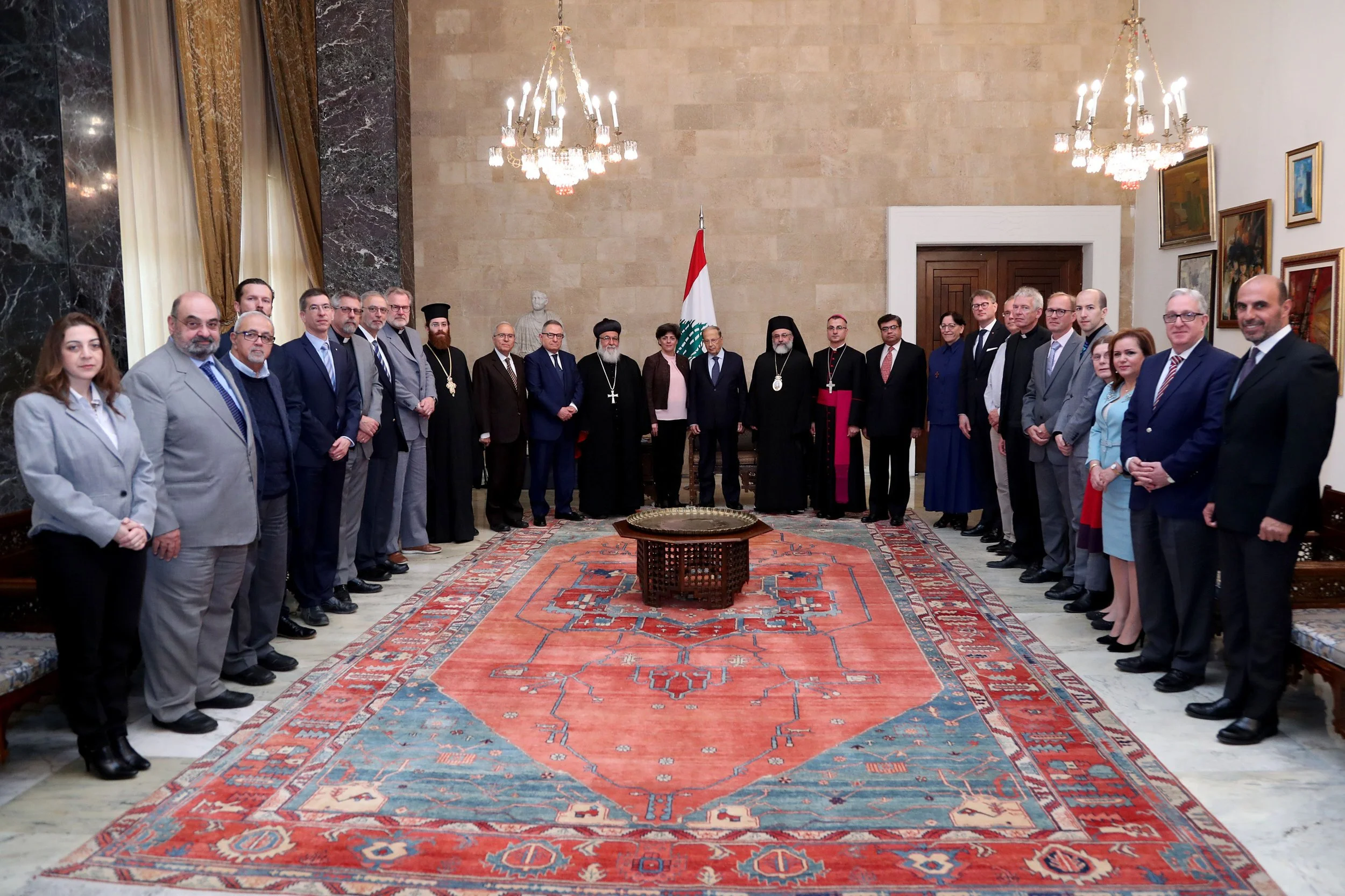 رئيس الجمهورية امام وفد مجلس كنائس الشرق الاوسط: السلام على الورق لا ينفع اذا لم تثق به الشعوب