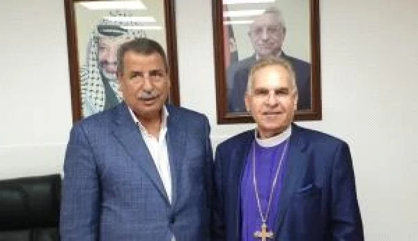 خوري يدعو لتفعيل دور مجلس كنائس الشرق الأوسط في فلسطين